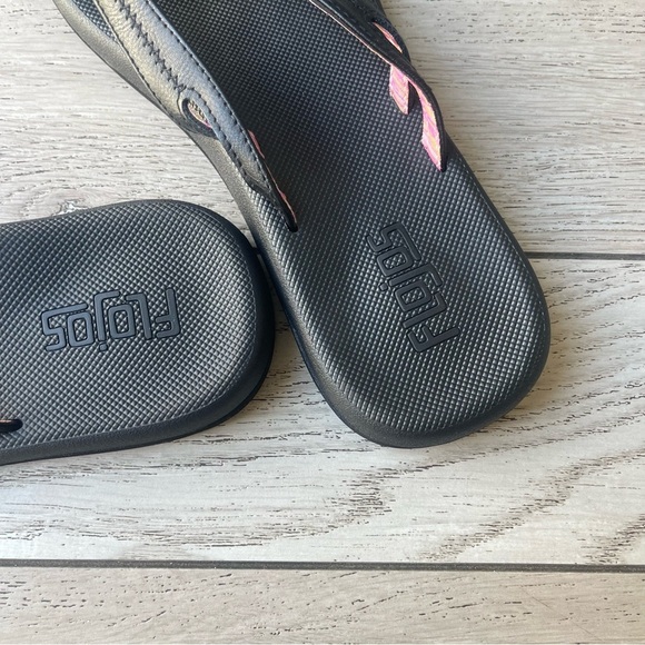 Flojos Women's Black and Pink Sandals - Picture 3 of 4